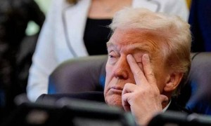 打赢委内瑞拉，美防长“飘了”，先嘲讽俄罗斯，再将矛头对准中国