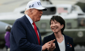 高市早苗豪赌失败！看到中国对日反击的战略决心，日本内部的动摇情绪迅速蔓延