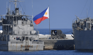 日本外相宣布访问菲律宾，中方动怒用一句话，向菲警告奉陪到底