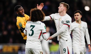 进球大战！联赛杯-吉滕斯造3球德拉普染红 切尔西4-3狼队晋级