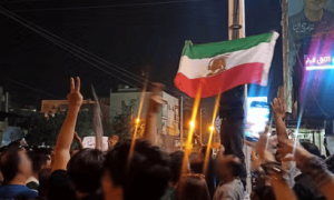 哈梅内伊死后 伊朗有人哀悼有人庆祝