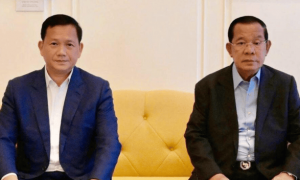 泰柬停火第二天，中方果断送出2000万援助，王毅当面对柬提出两个要求