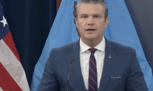 特朗普阐述对伊行动目标 未提推翻政权