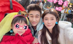 37岁奚梦瑶的豪门生日，千元针织衫配12万耳饰，超大芍药花束10w+