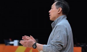 为何赵睿只打了8分钟？许利民：他本人反应比较大