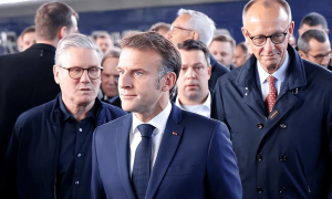 英国不参战，法国不参战，德国也不参战，全世界等着看美国的笑话