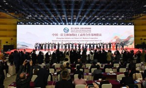 美方嚣张表态：要让中国，买不到低价石油