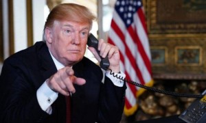 特朗普已签字，中方抛售美债，白宫输得精光！马斯克：美基本没救