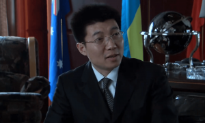 中央戏剧学院院长郝戎被查 曾是章子怡刘烨等明星老师 出演过《婚姻保卫战》