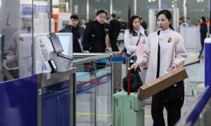 第1现场｜中朝国际旅客列车今起双向开行，一趟列车已抵平壤