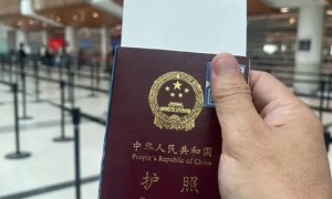 水均益头顶“中国人”辟谣